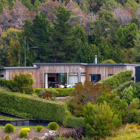 Number One Bach - Kaiteriteri Holiday Home Экстерьер фото