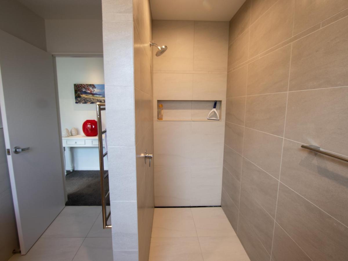 Number One Bach - Kaiteriteri Holiday Home Экстерьер фото