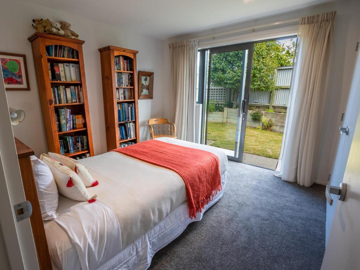 Number One Bach - Kaiteriteri Holiday Home Экстерьер фото